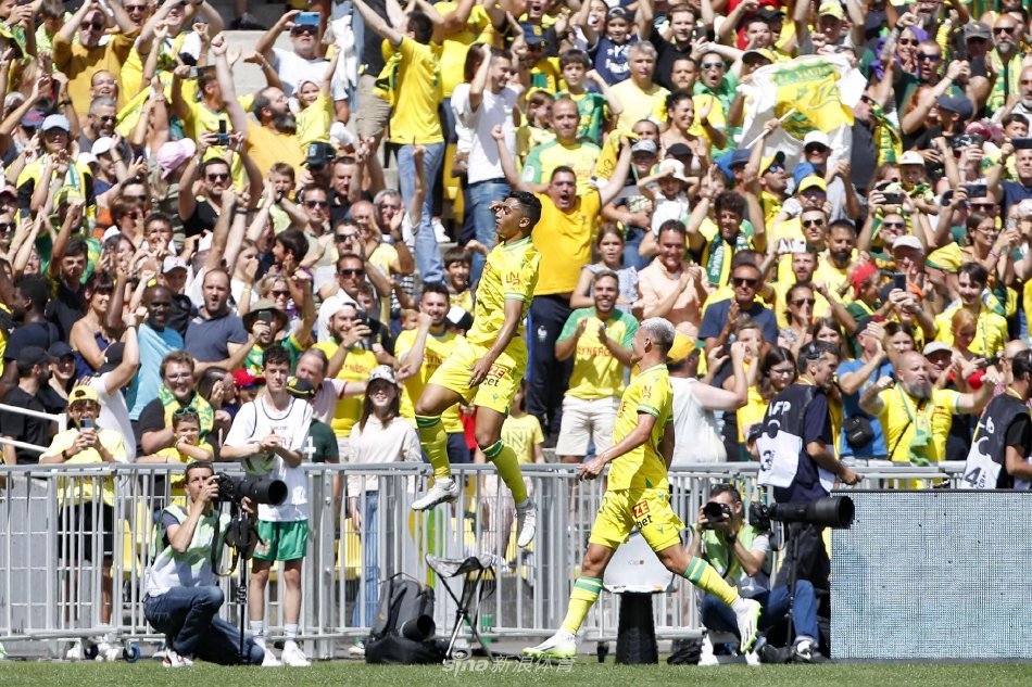 仅在曼城球 仅在曼城球