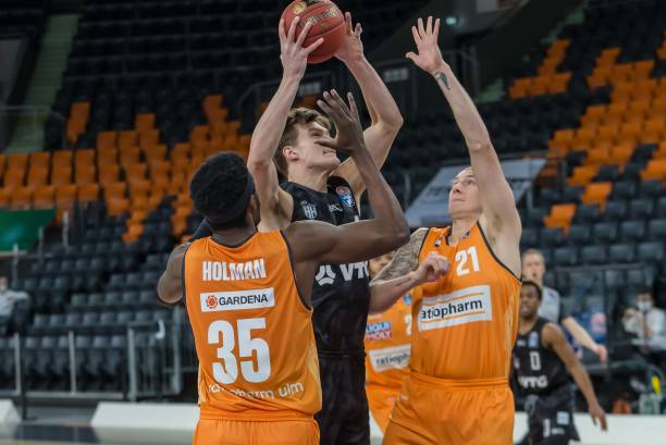 通过延伸射 通过延伸射